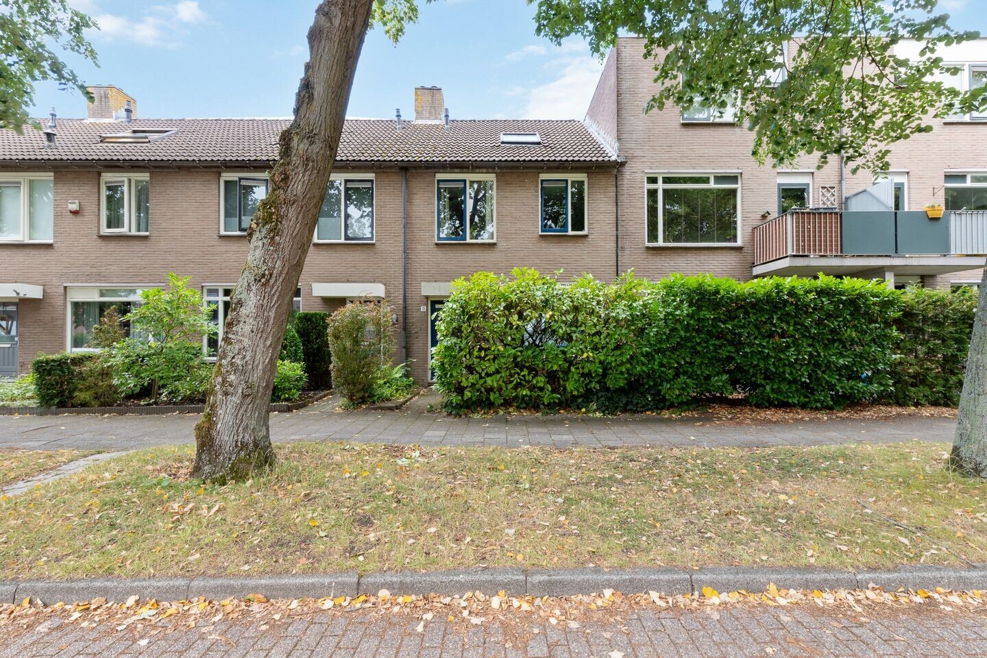 Tussenwoning te koop: Eem 11, Huizen
