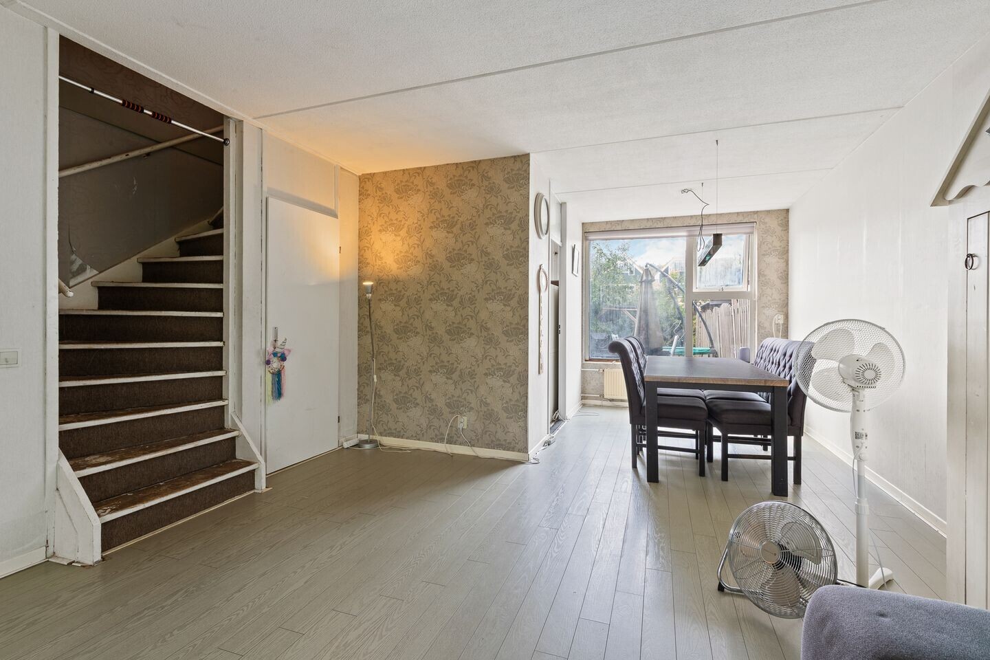 Tussenwoning te koop: Eem 11, Huizen