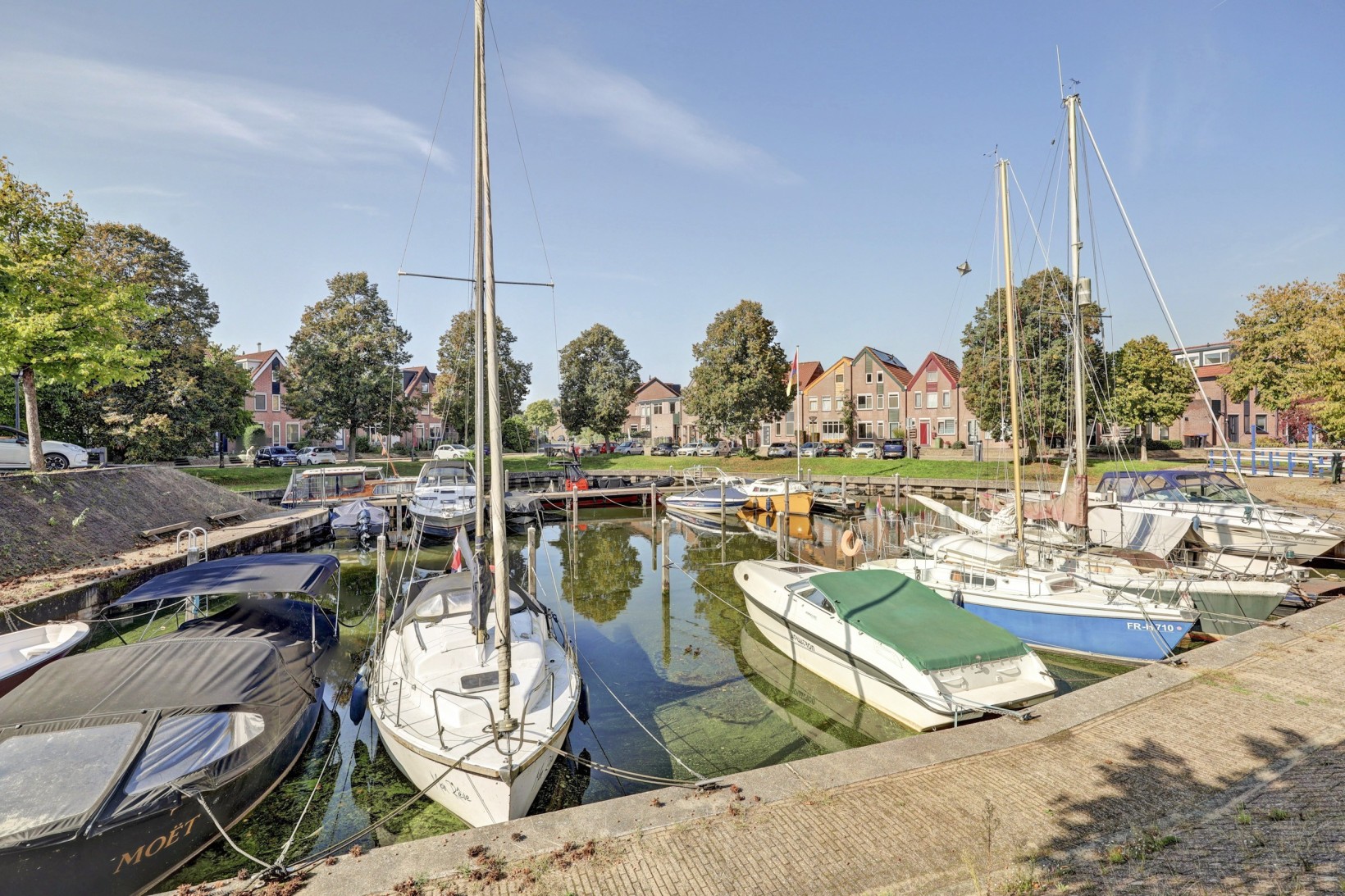 Tussenwoning te koop: Westkade 343, Huizen