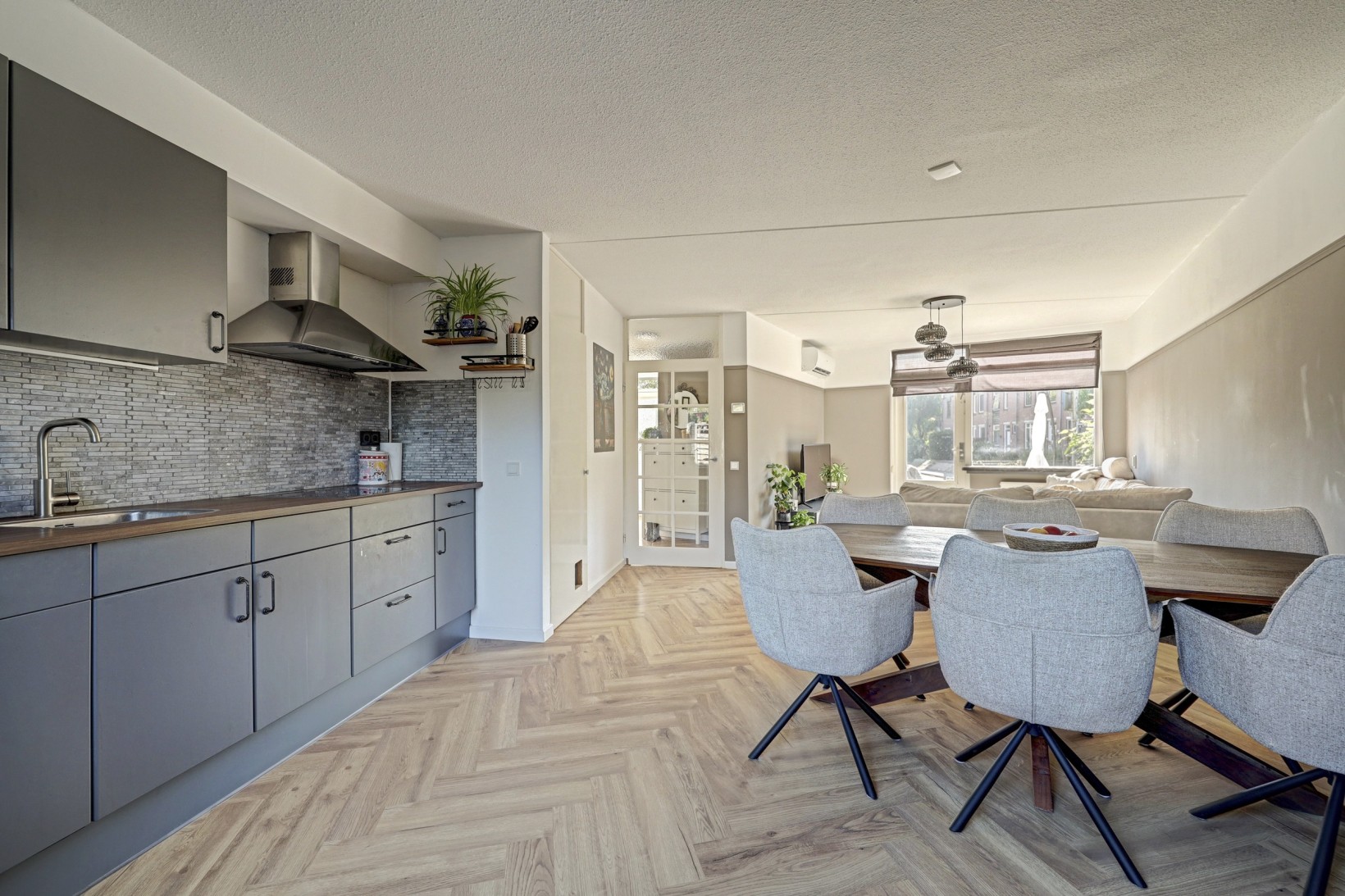Tussenwoning te koop: Westkade 343, Huizen