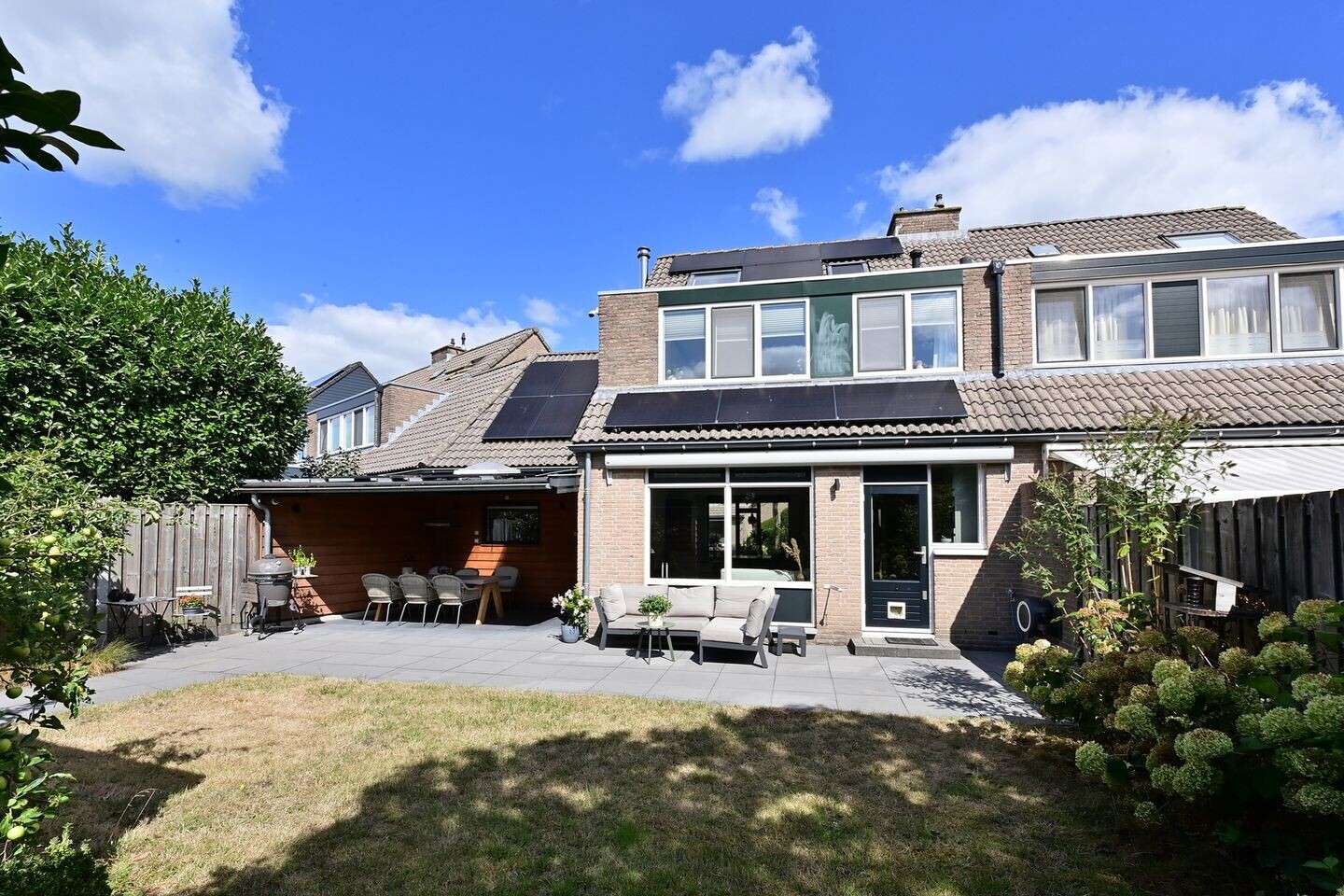 Tussenwoning te koop: Eierlanden 3, Huizen