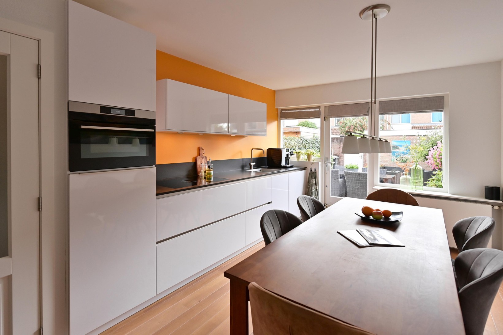 Tussenwoning te koop: Salland 49, Huizen