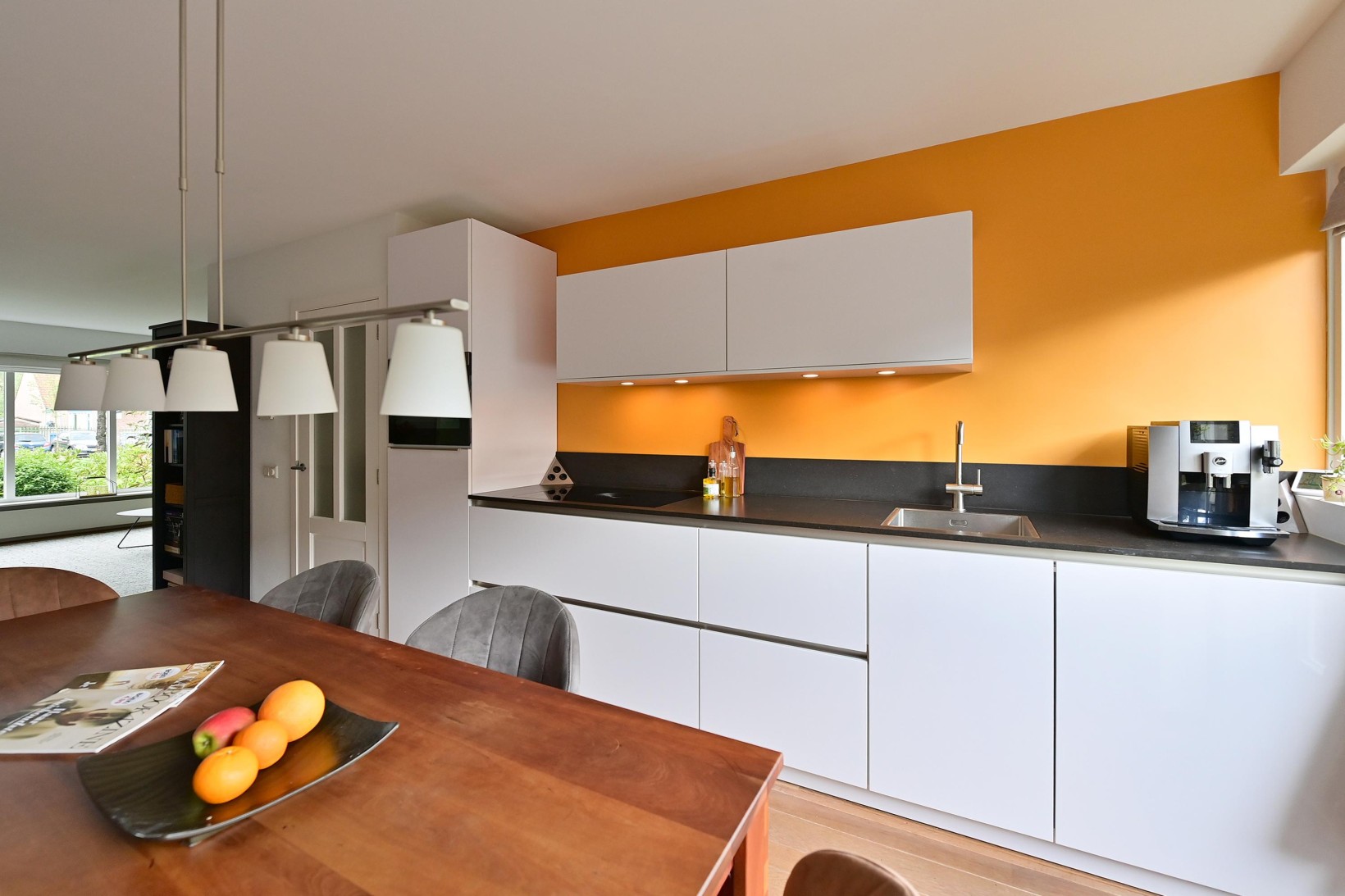 Tussenwoning te koop: Salland 49, Huizen