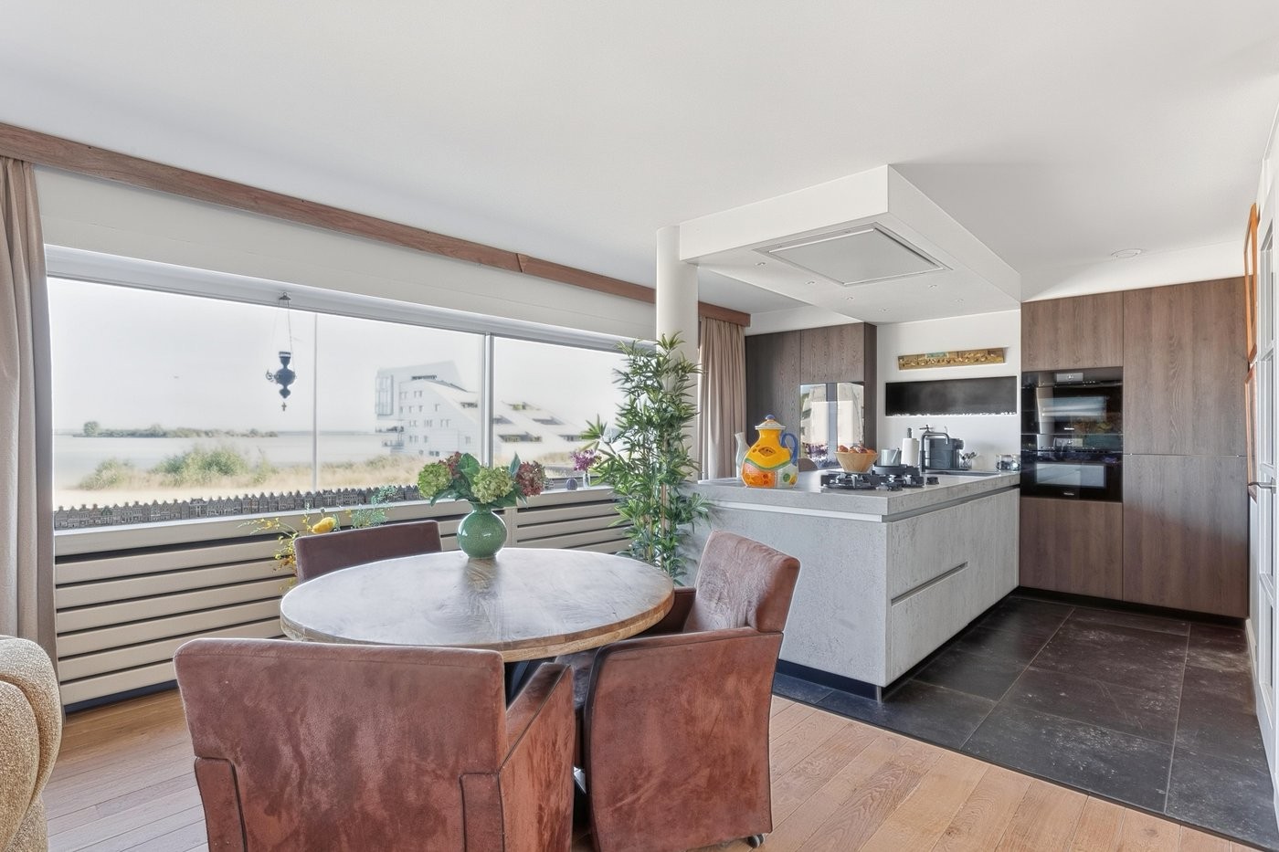 Tussenwoning te koop: Harderwijkerzand 40, Huizen