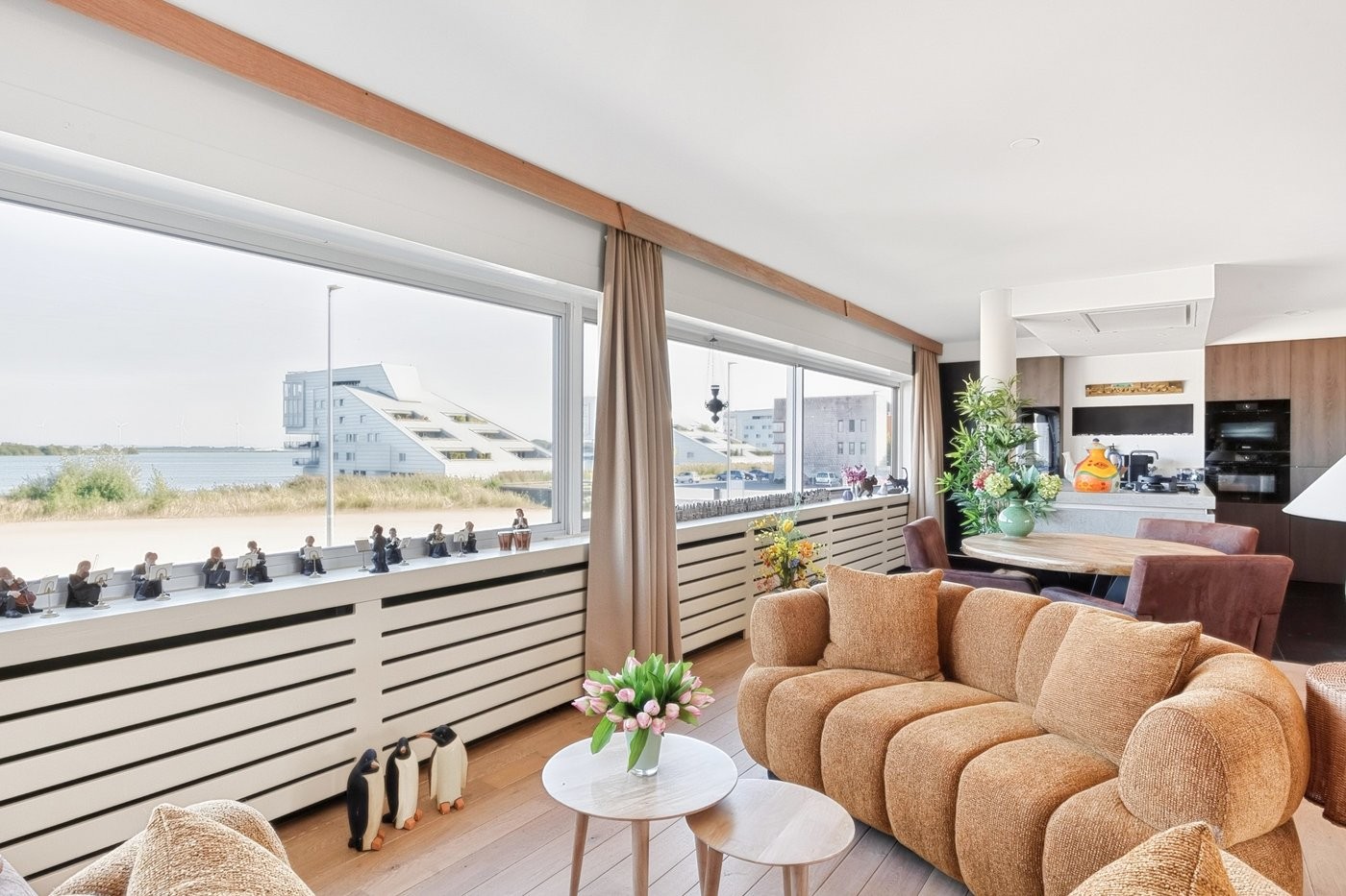 Tussenwoning te koop: Harderwijkerzand 40, Huizen