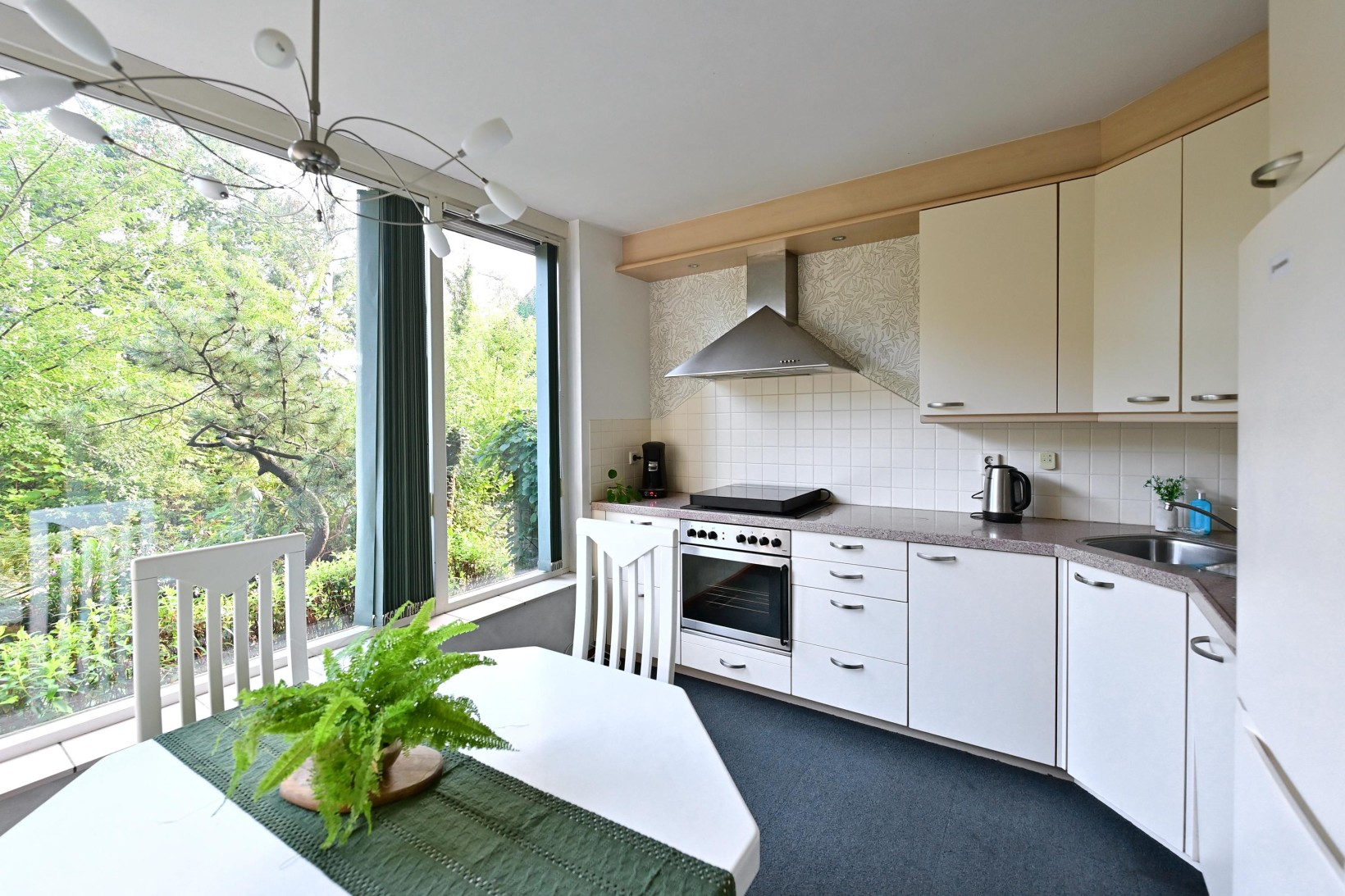 Tussenwoning te koop: Anker 8, Huizen