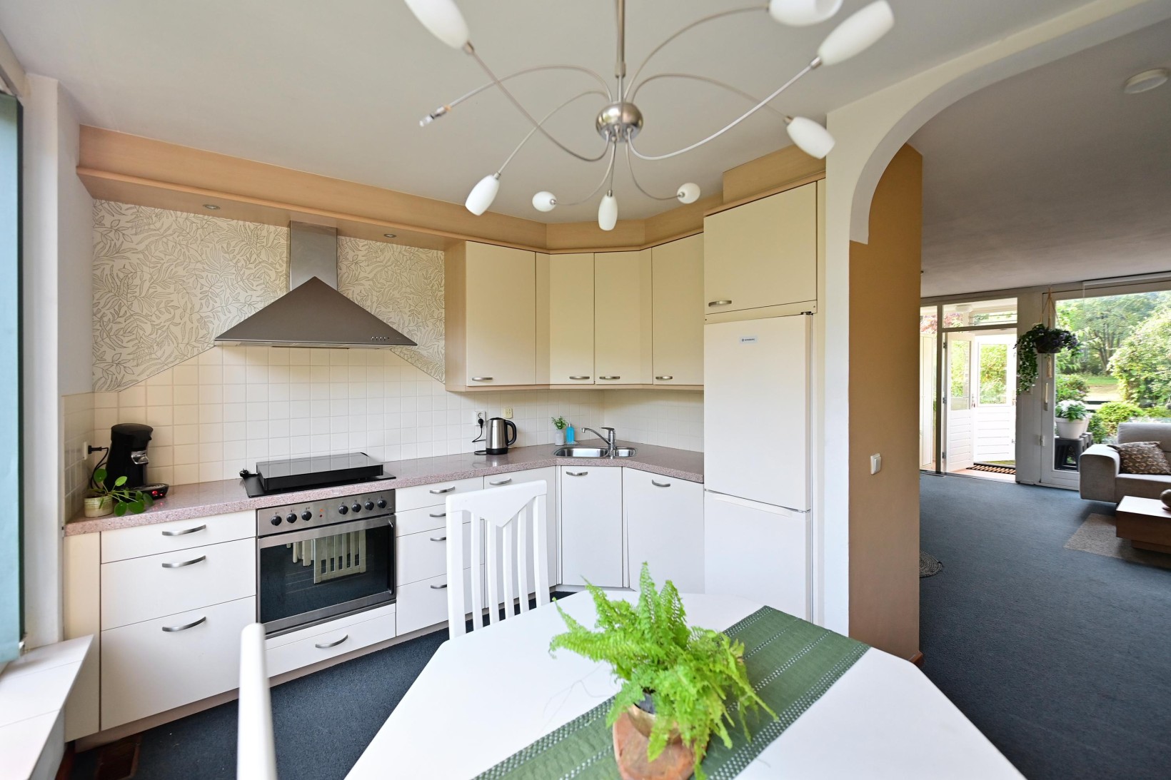 Tussenwoning te koop: Anker 8, Huizen