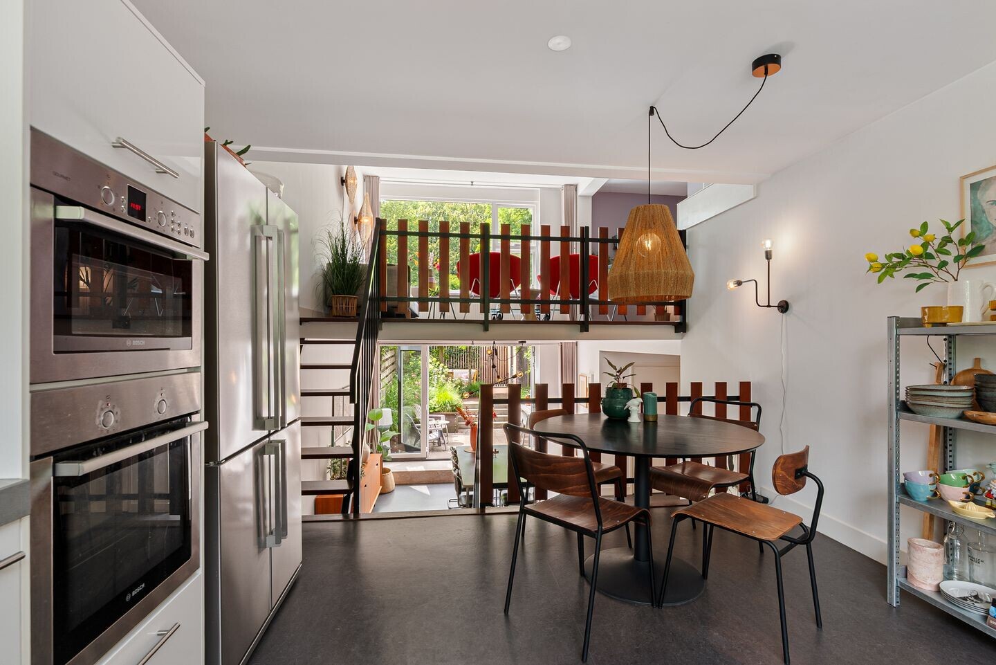 Tussenwoning te koop: Want 75, Huizen