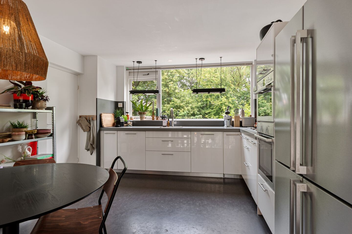 Tussenwoning te koop: Want 75, Huizen