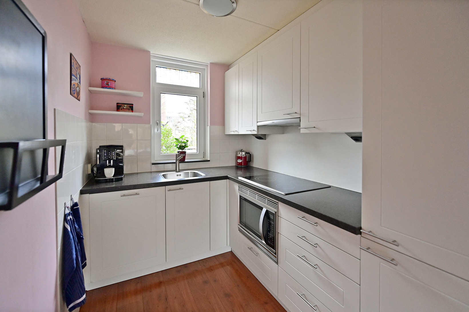 Tussenwoning te koop: Gooierserf 152, Huizen