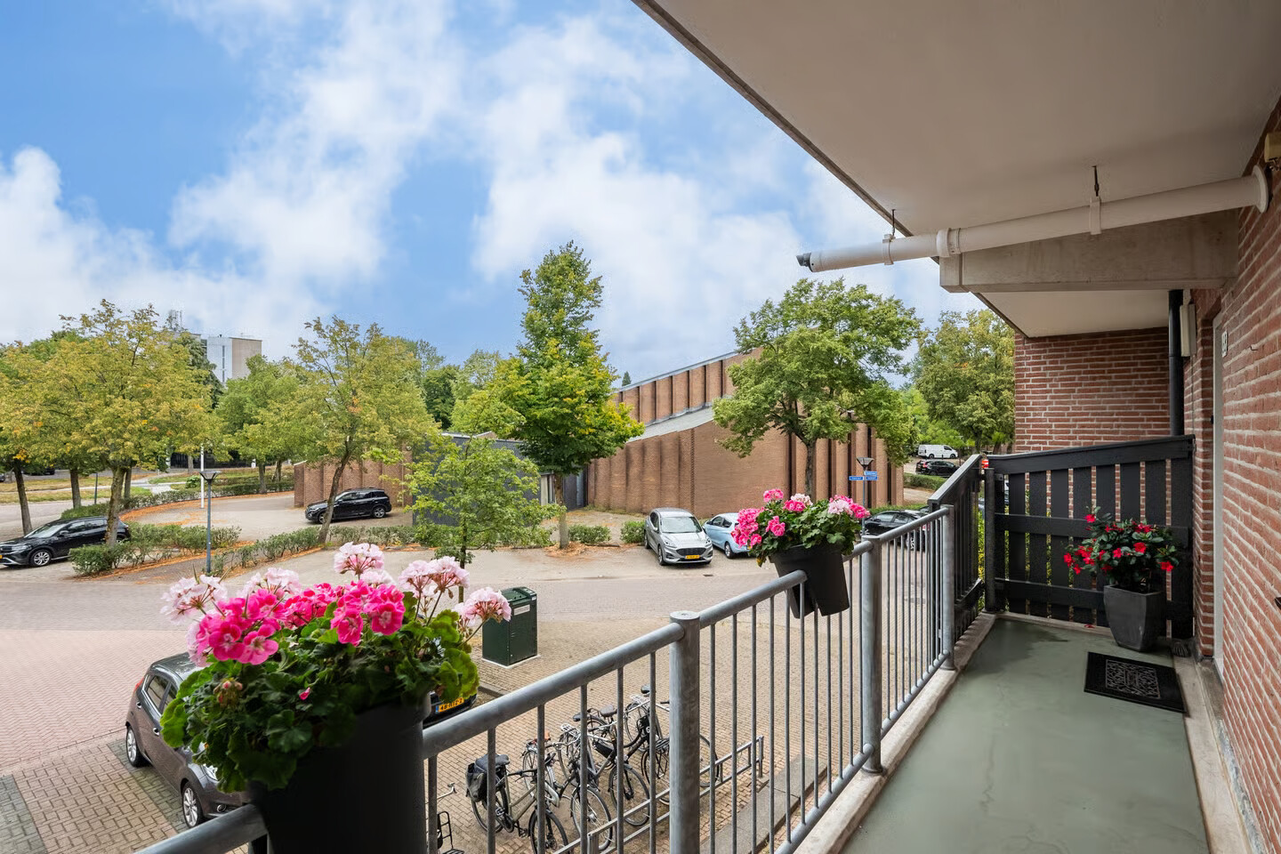 Appartement te koop: Gooierserf 168, Huizen