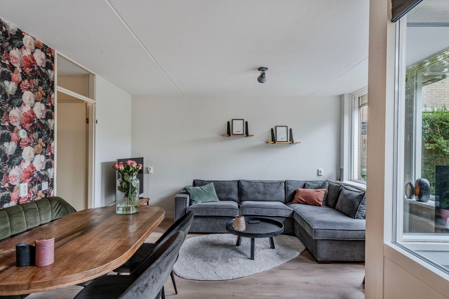 Appartement te koop: Graaf Floris 26, Huizen