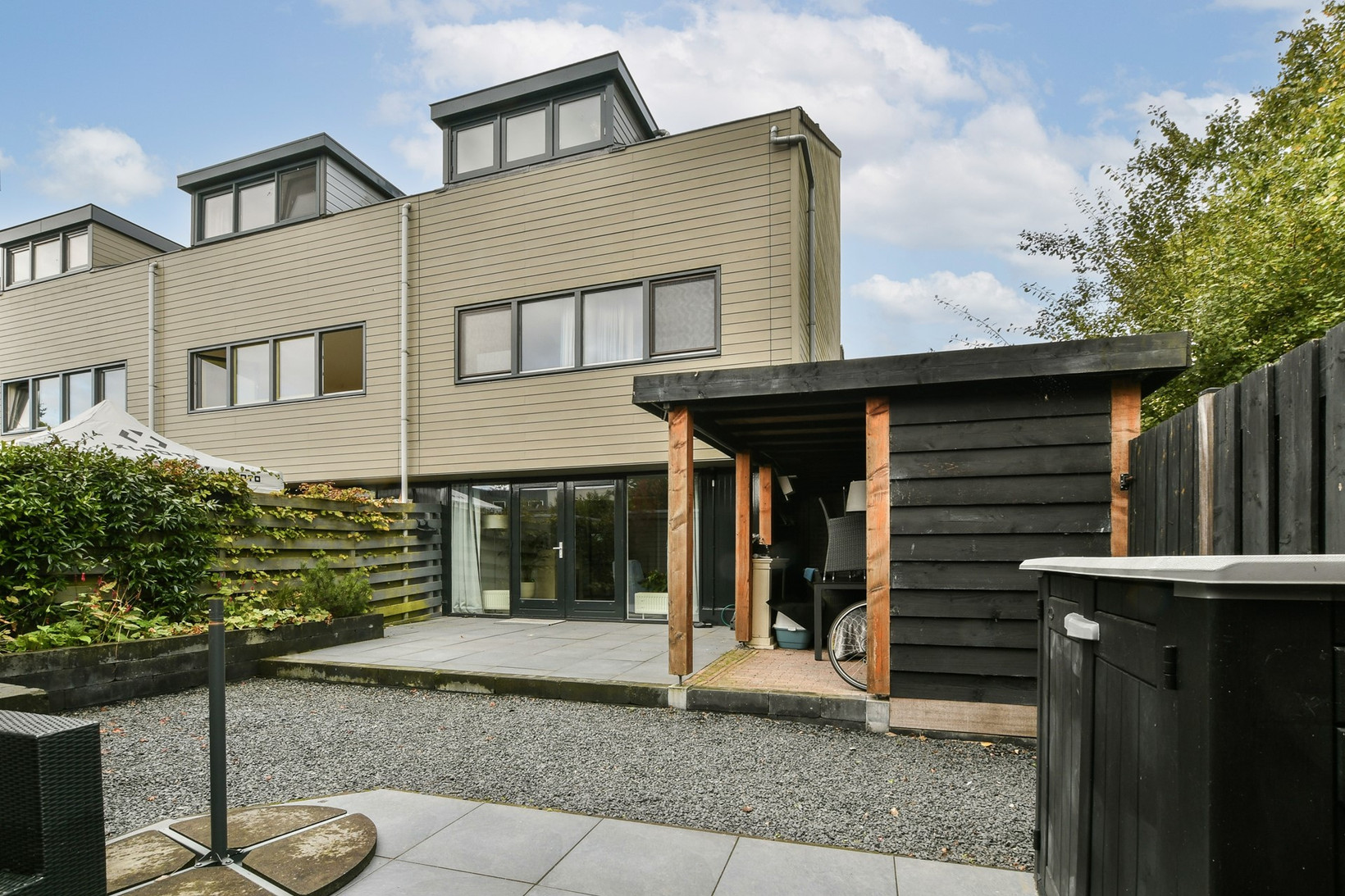 Hoekwoning te koop: Pythagoraspark 28, Huizen