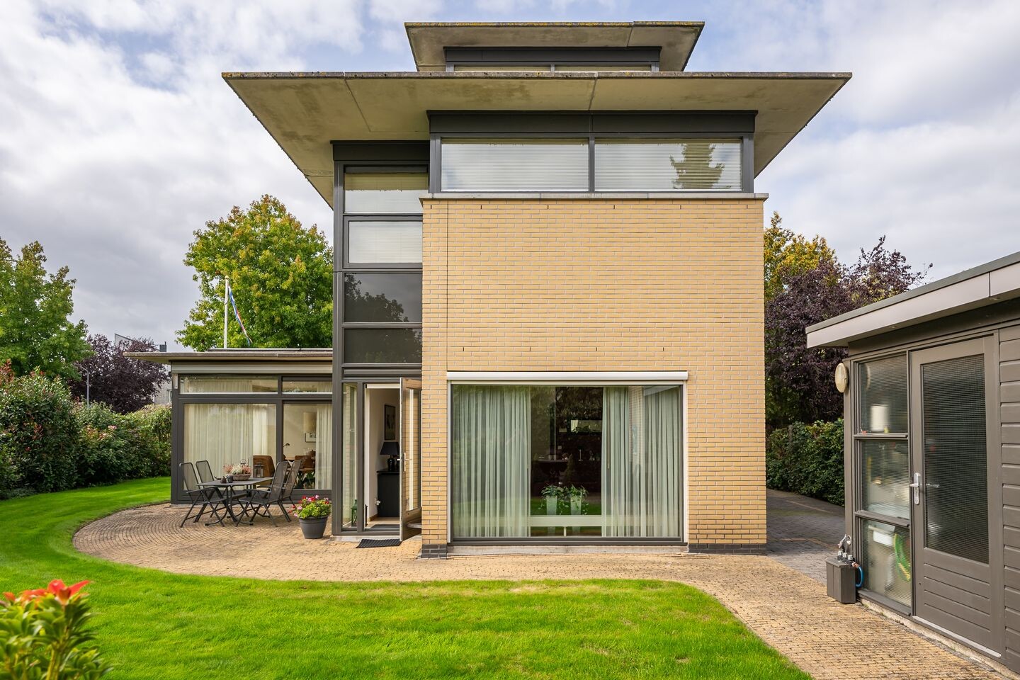 Vrijstaande woning te koop: Simone de Beauvoirlaan 60, Huizen