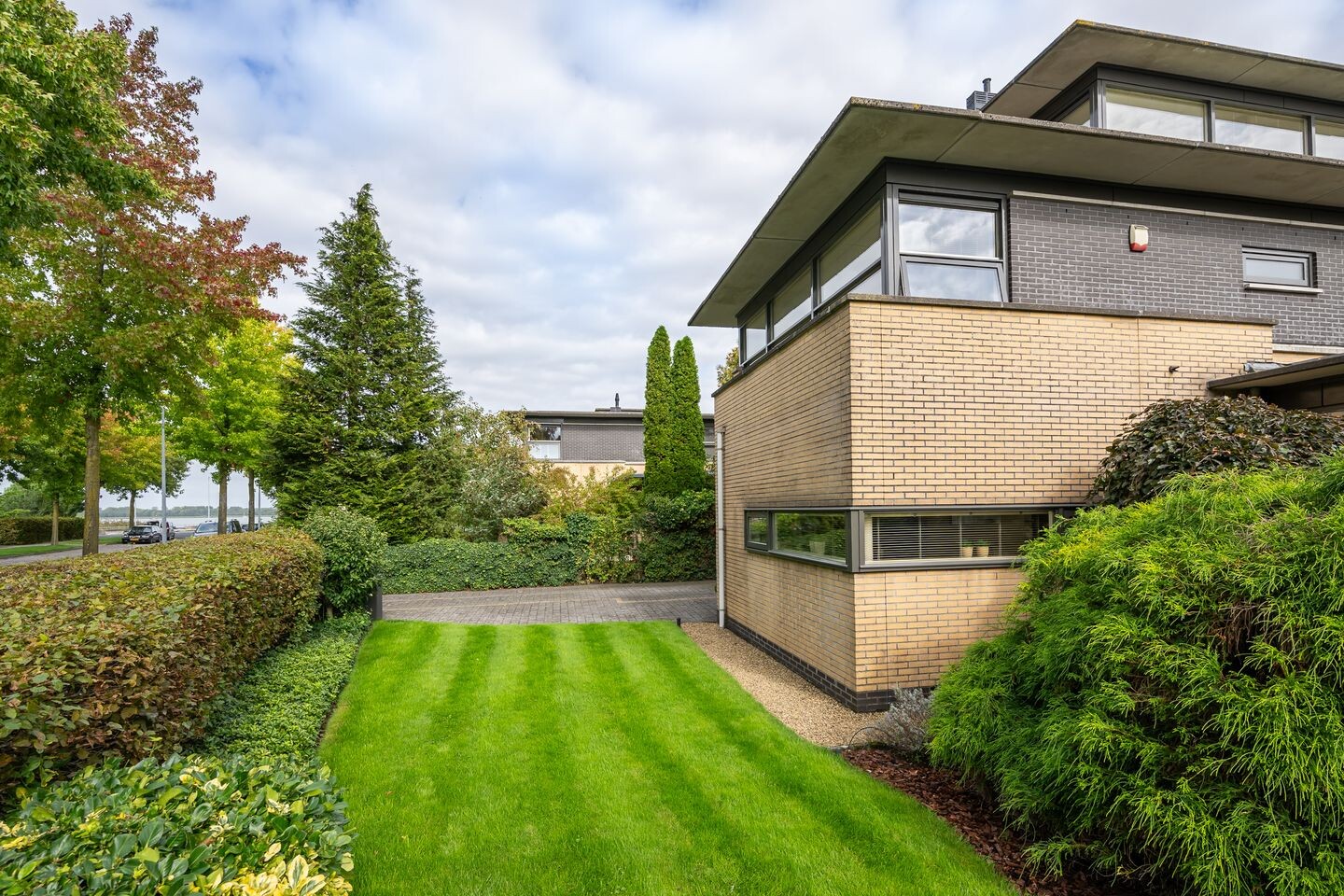 Vrijstaande woning te koop: Simone de Beauvoirlaan 60, Huizen