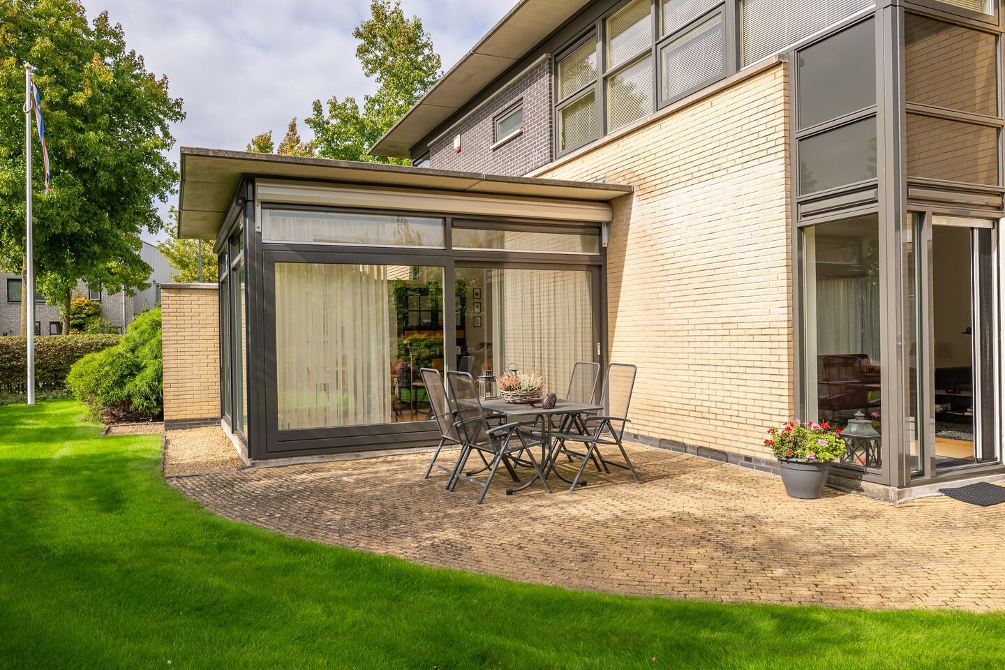 Vrijstaande woning te koop: Simone de Beauvoirlaan 60, Huizen