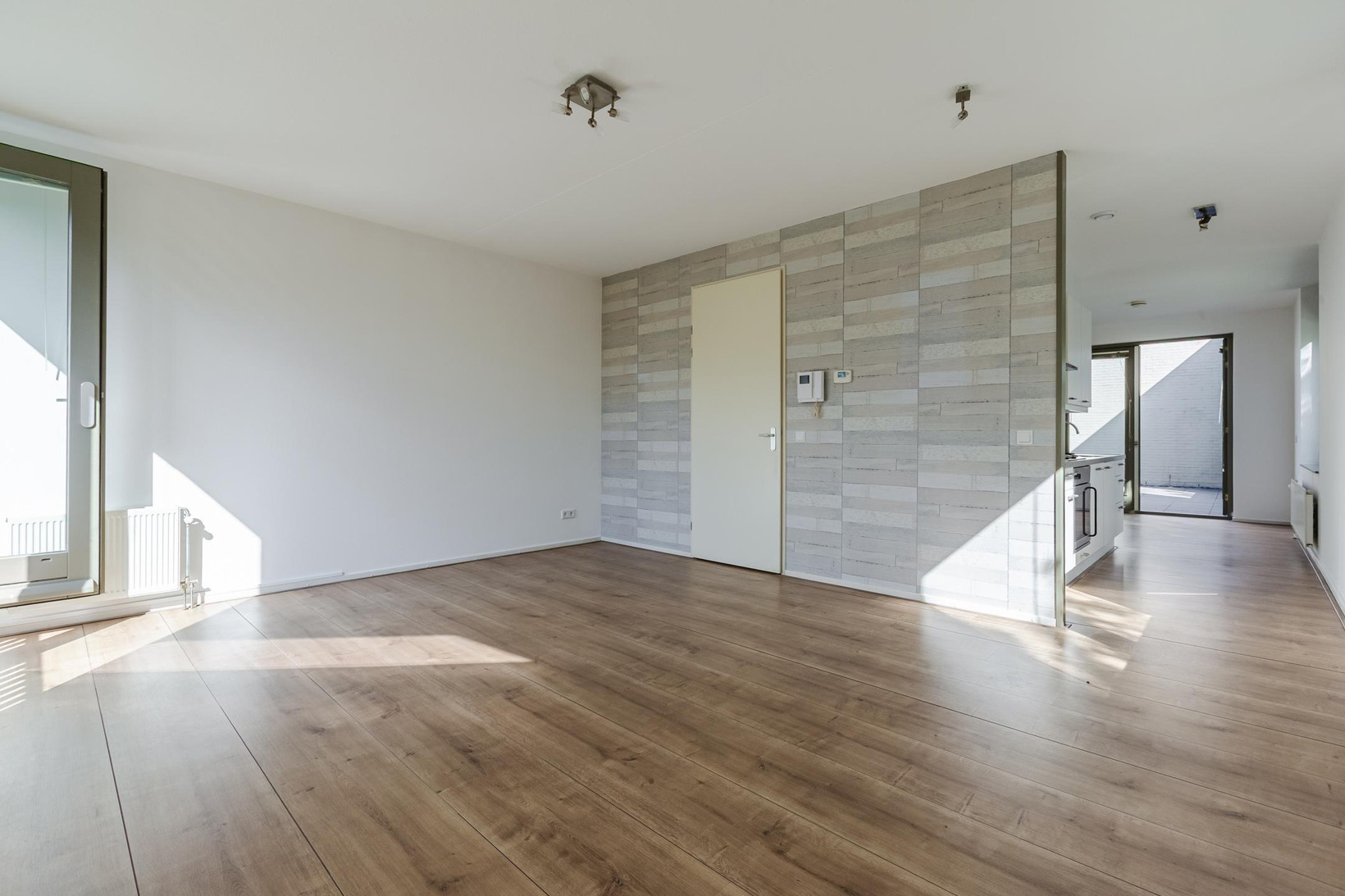 Appartement te koop: Hugo de Grootsingel 3, Huizen