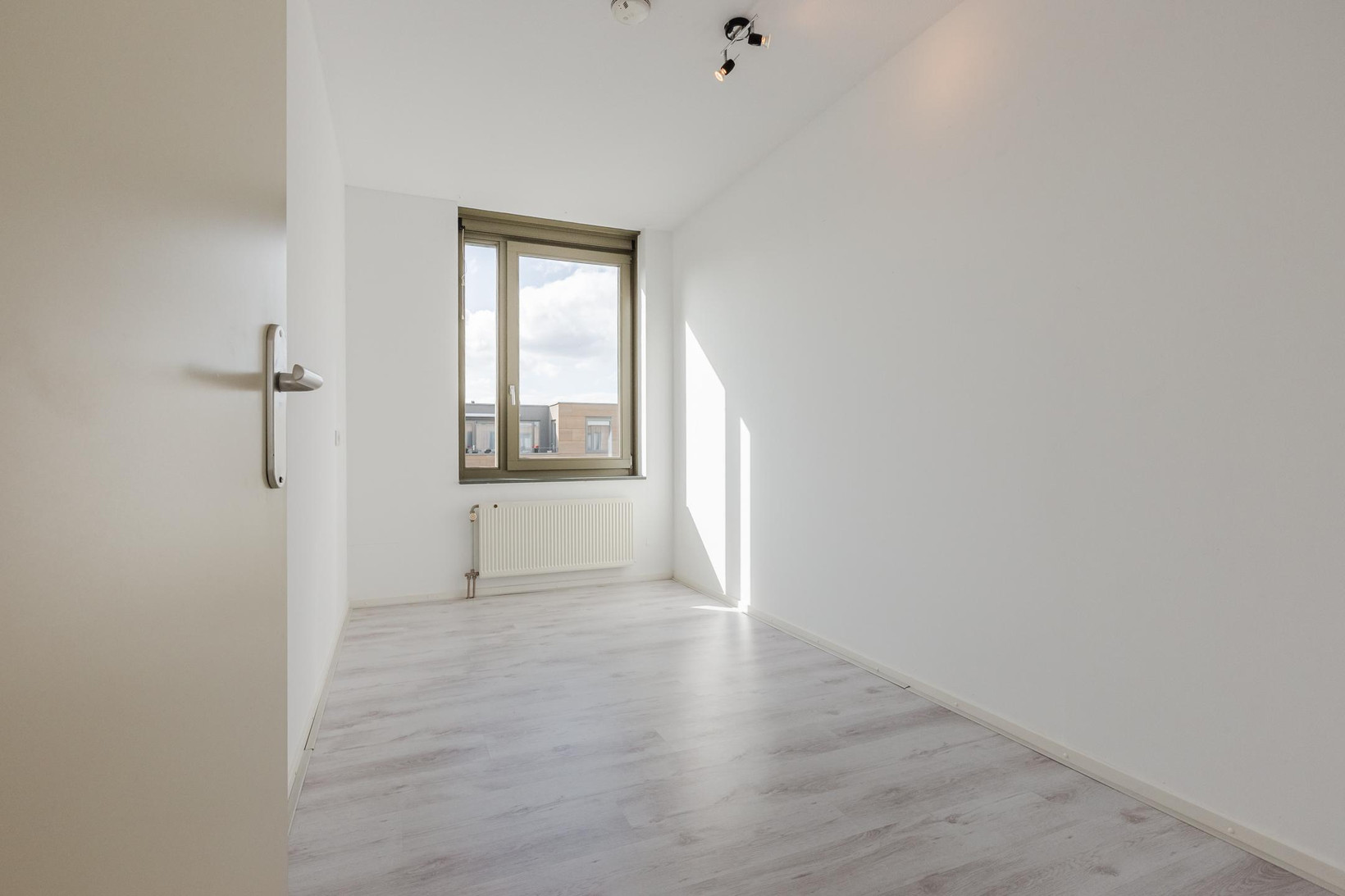 Appartement te koop: Hugo de Grootsingel 3, Huizen