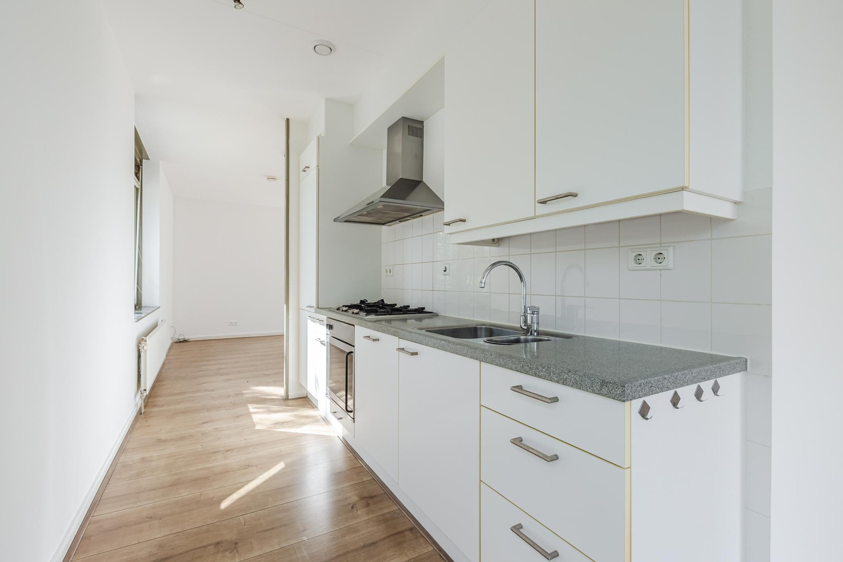 Appartement te koop: Hugo de Grootsingel 3, Huizen