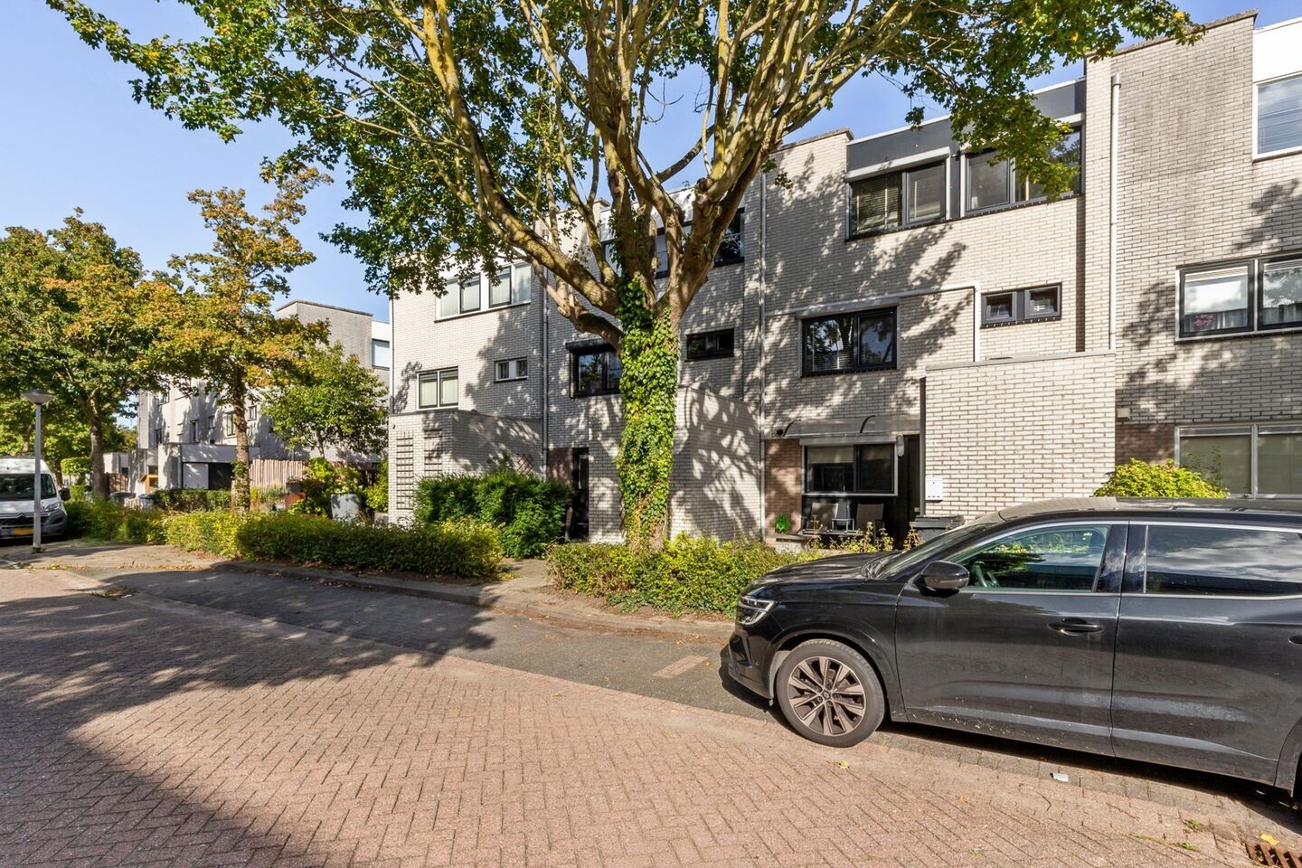 Tussenwoning te koop: Jimi Hendrixstraat 18, Almere