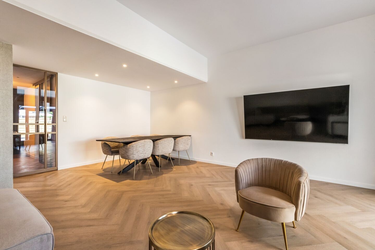 Tussenwoning te koop: Jimi Hendrixstraat 18, Almere