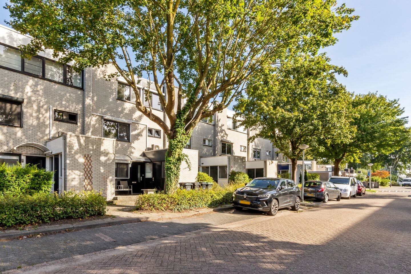Tussenwoning te koop: Jimi Hendrixstraat 18, Almere