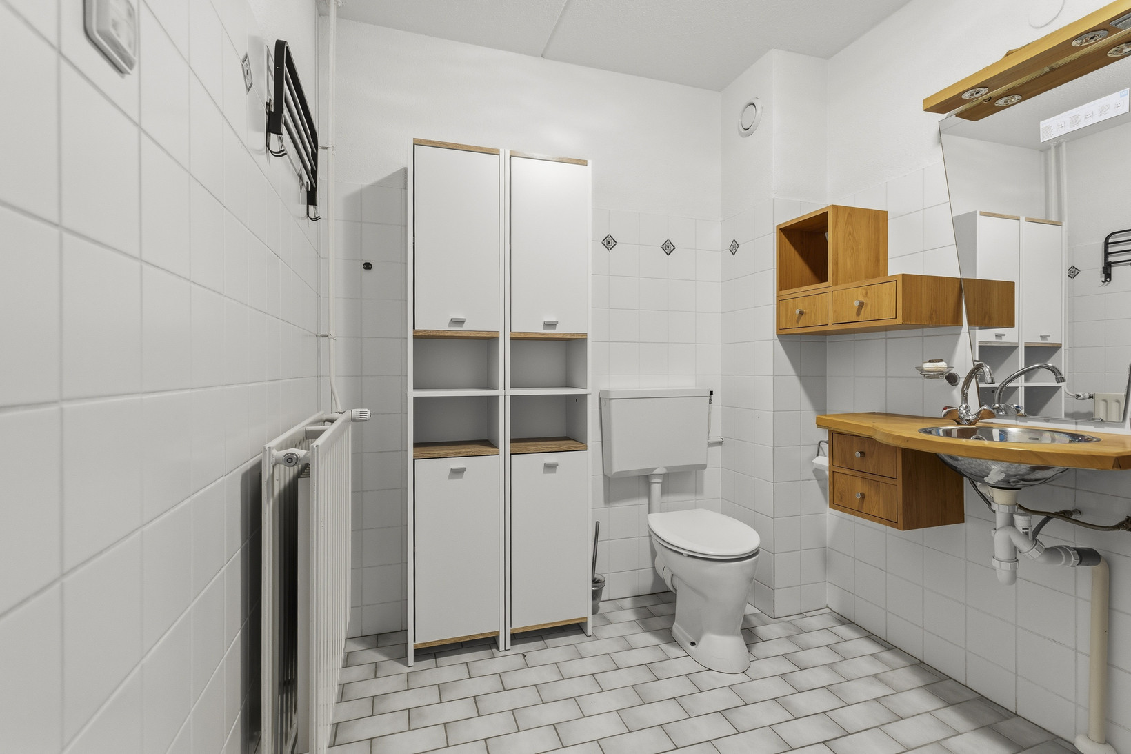 Tussenwoning te koop: Carusostraat 12, Almere