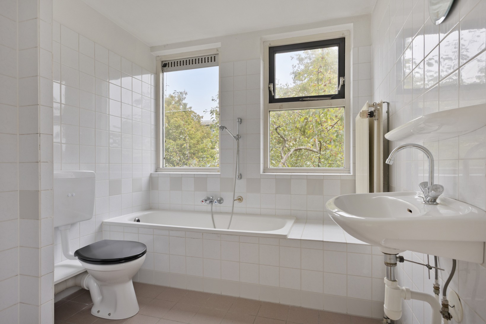 Hoekwoning te koop: Eduard van Beinumstraat 21, Almere