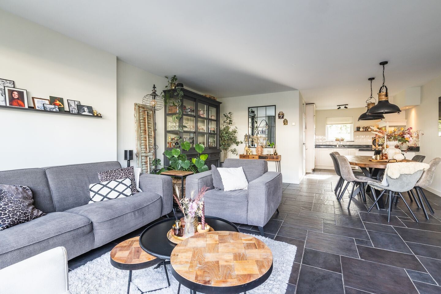 Tussenwoning te koop: fien de la marpad 10, Almere