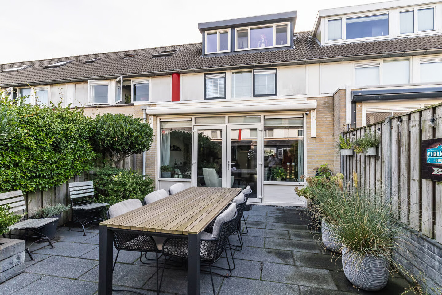 Tussenwoning te koop: fien de la marpad 10, Almere