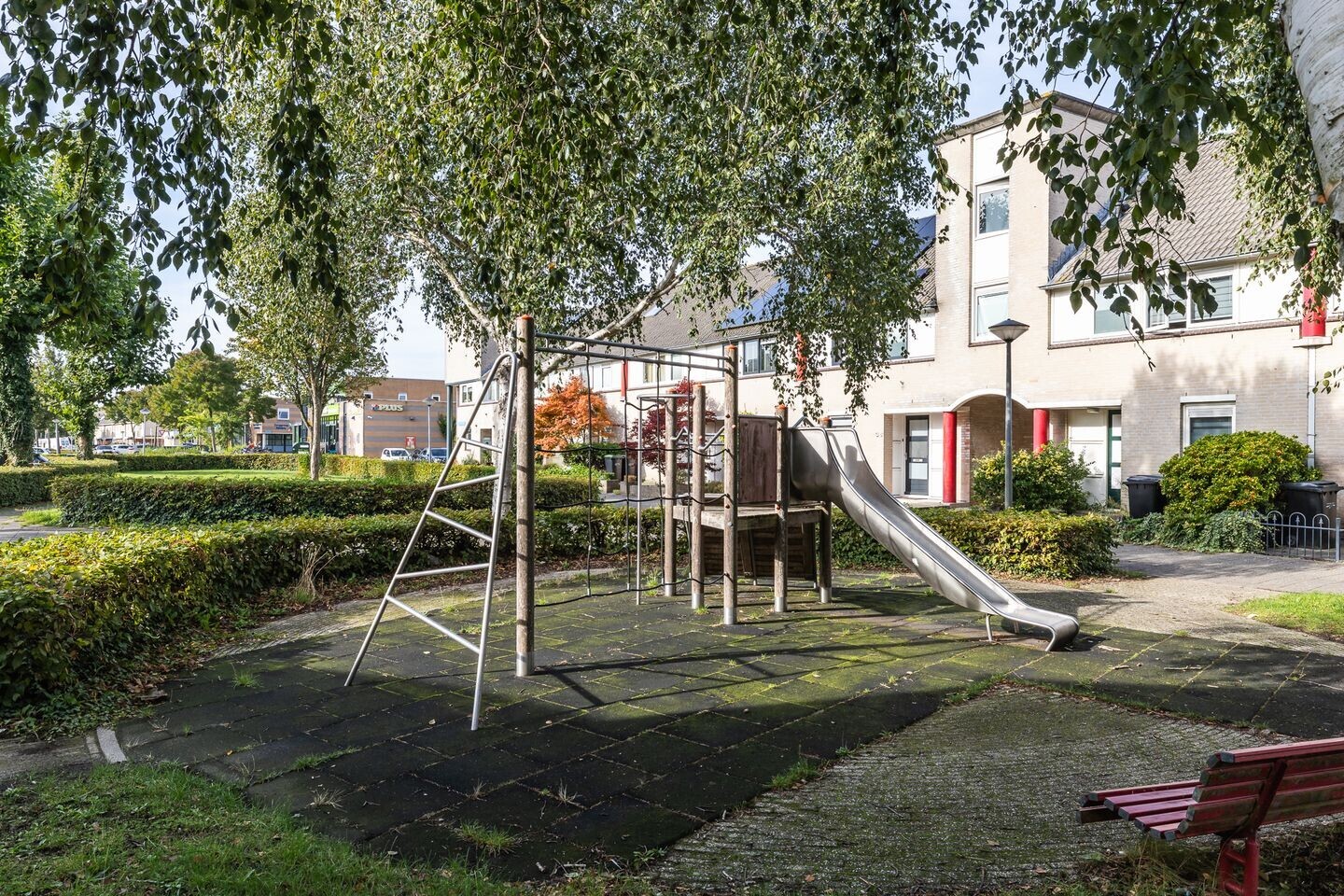 Tussenwoning te koop: fien de la marpad 10, Almere