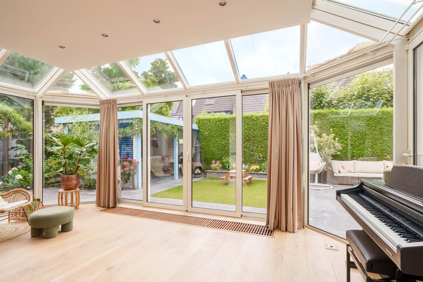 Vrijstaande woning te koop: Youri Egorovweg 7, Almere