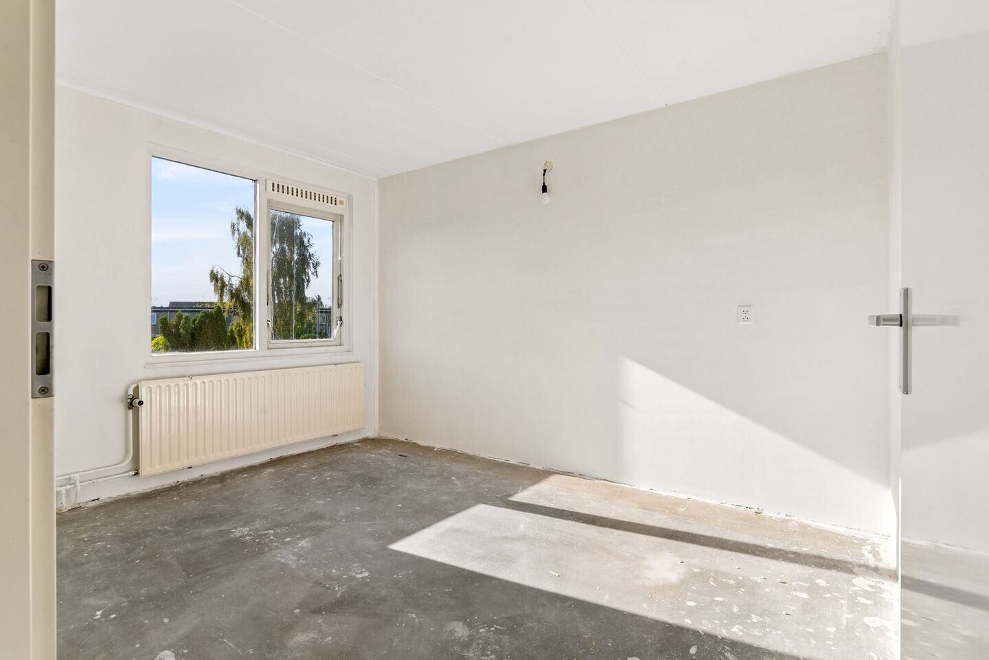 Tussenwoning te koop: Cellostraat 13, Almere
