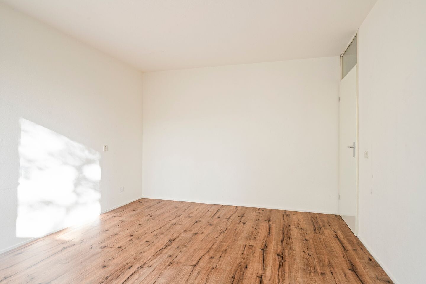 Tussenwoning te koop: Preludeweg 56, Almere