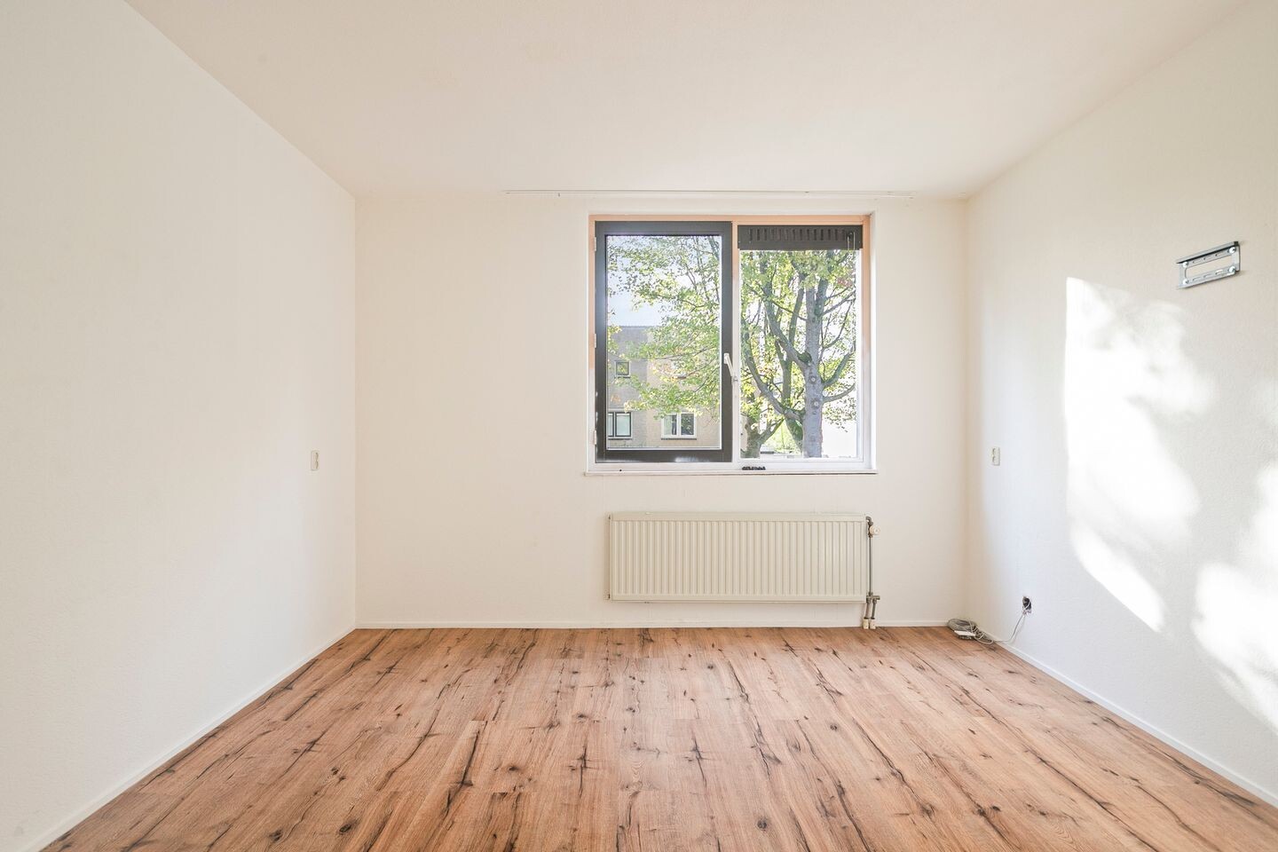 Tussenwoning te koop: Preludeweg 56, Almere