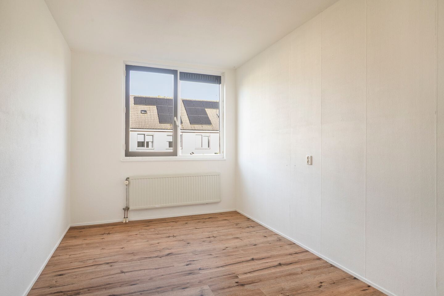 Tussenwoning te koop: Preludeweg 56, Almere