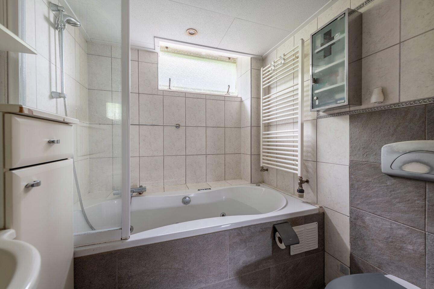 Tussenwoning te koop: Zoutgrasstraat 54, Almere