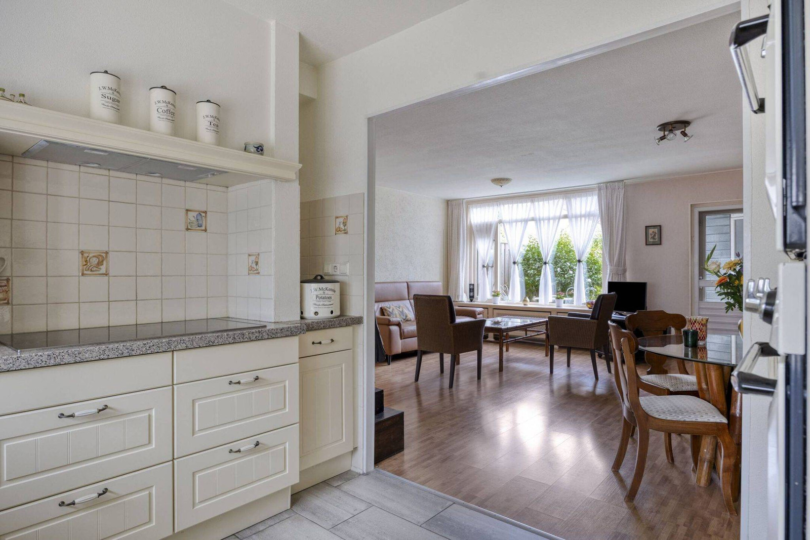 Tussenwoning te koop: Koolzaadweg 31, Almere