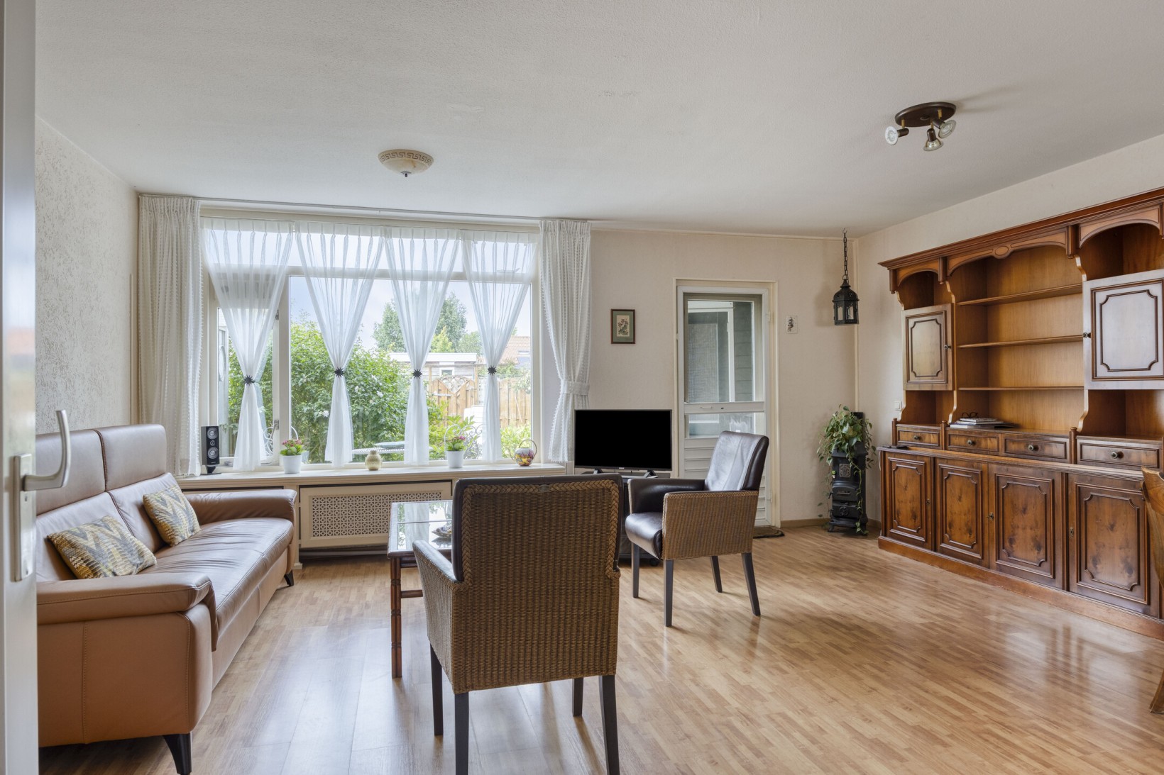 Tussenwoning te koop: Koolzaadweg 31, Almere