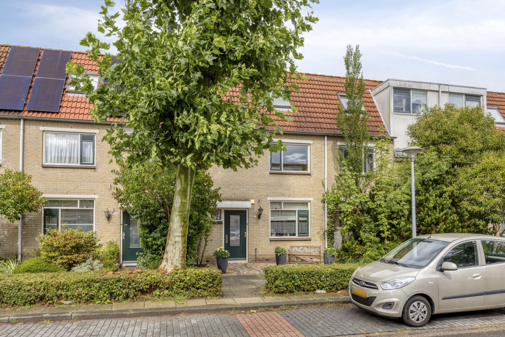 Tussenwoning te koop: Koolzaadweg 31, Almere