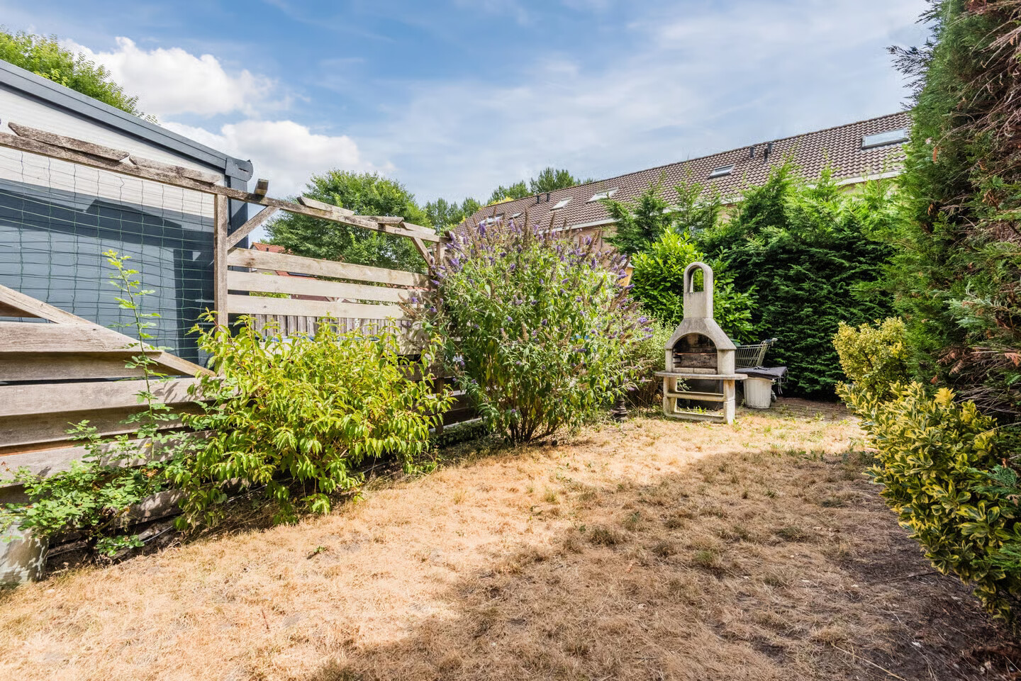 Tussenwoning te koop: Loogkruidstraat 7, Almere