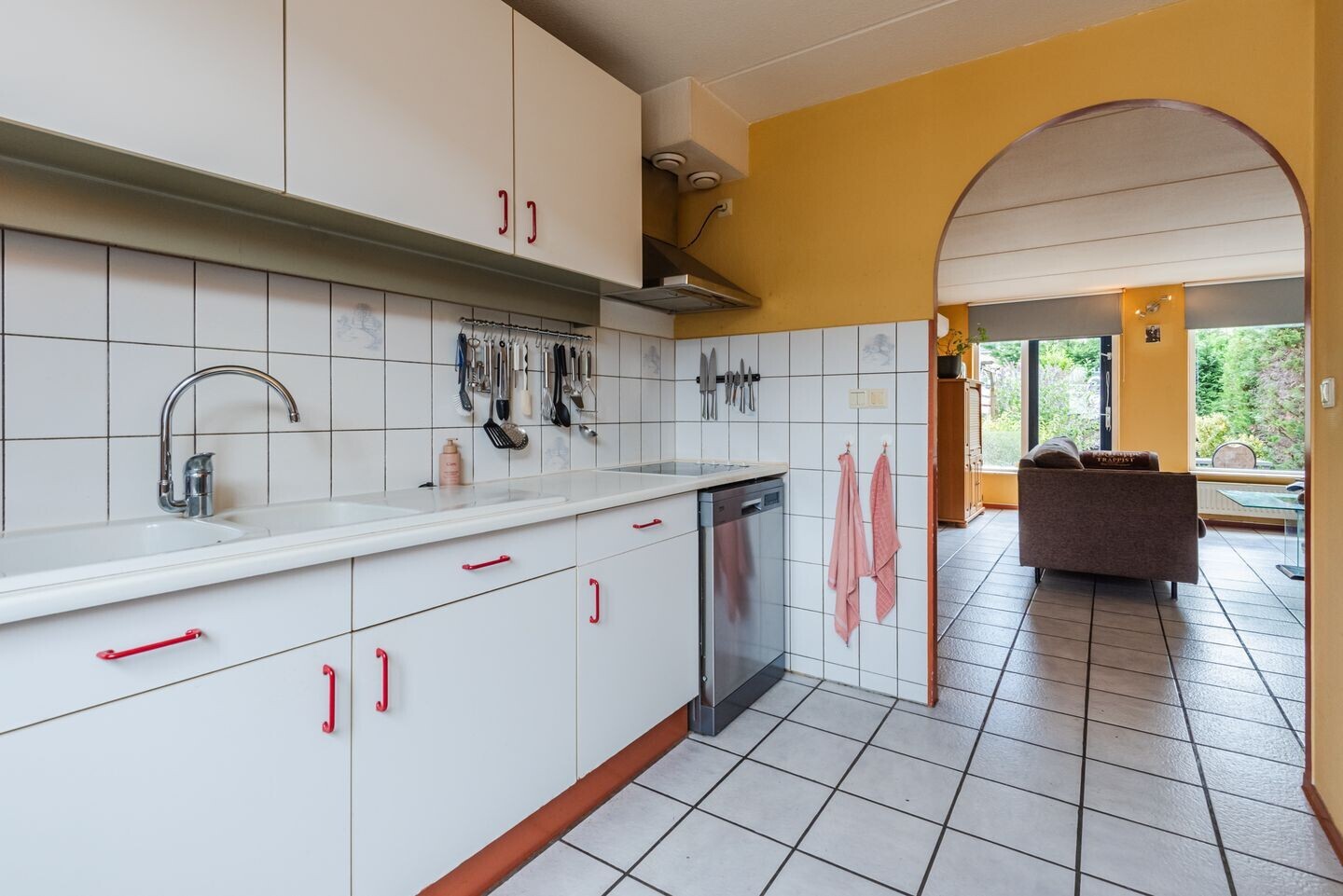 Tussenwoning te koop: Loogkruidstraat 7, Almere