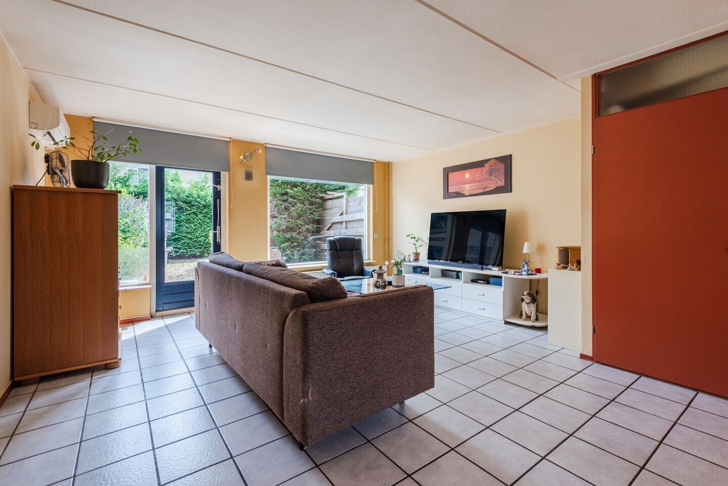 Tussenwoning te koop: Loogkruidstraat 7, Almere