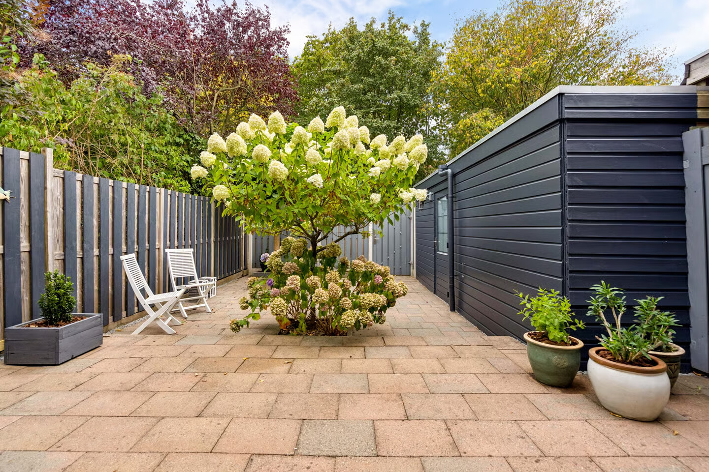 Tussenwoning te koop: Fluitekruidstraat 27, Almere