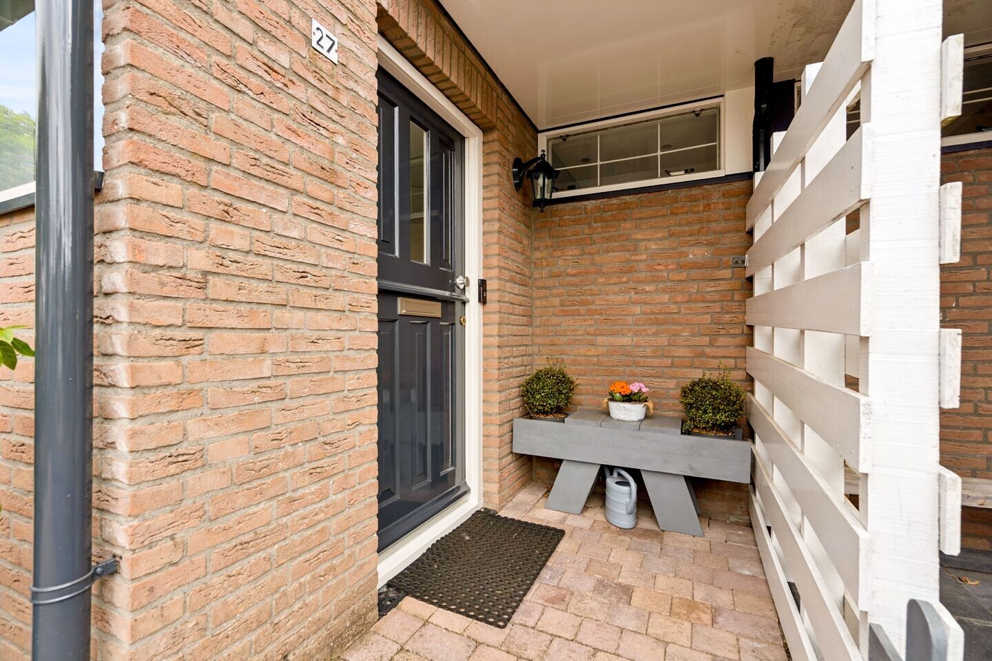 Tussenwoning te koop: Fluitekruidstraat 27, Almere