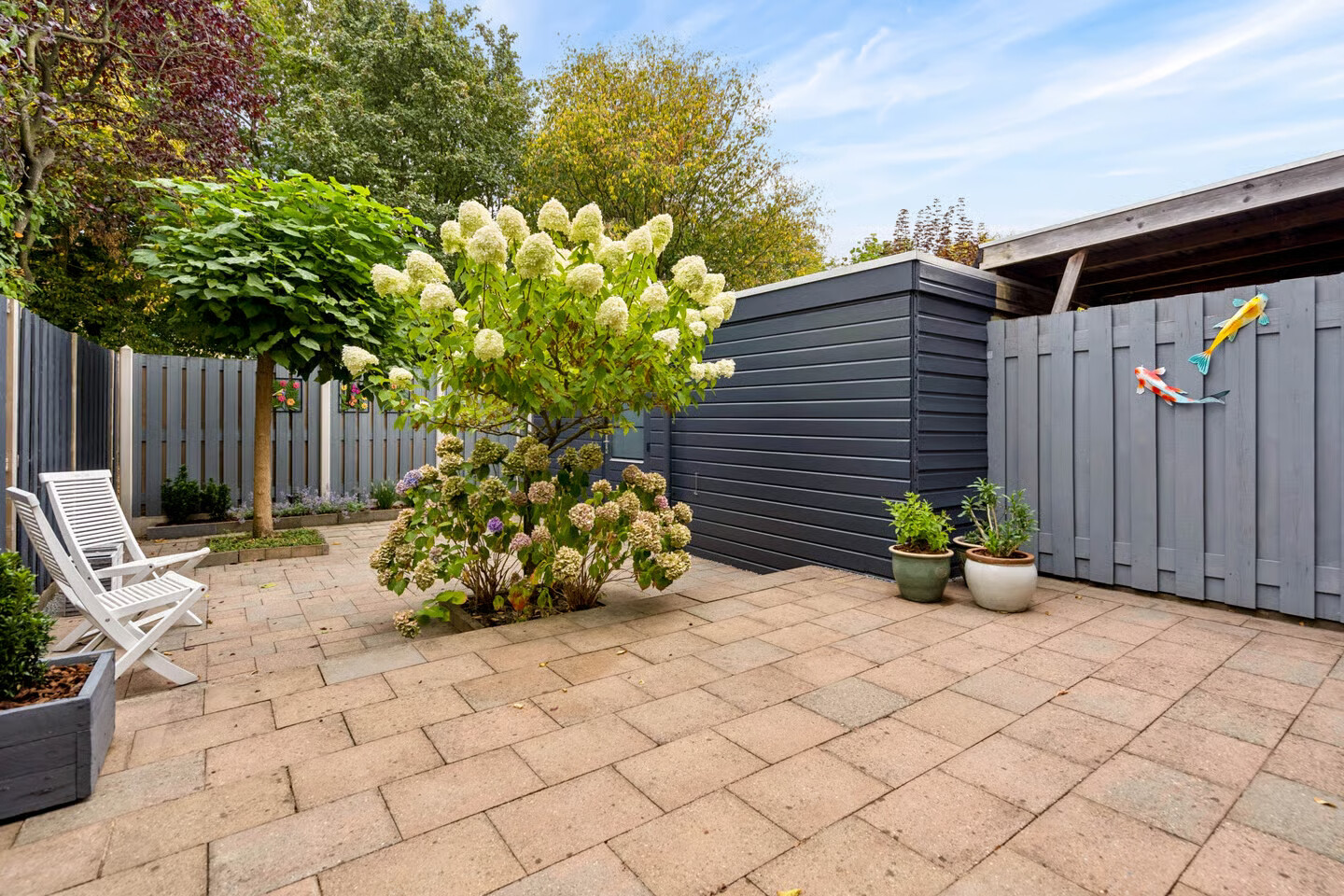 Tussenwoning te koop: Fluitekruidstraat 27, Almere