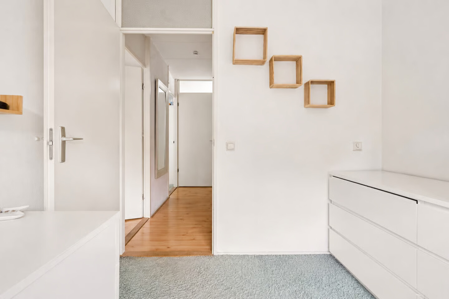 Tussenwoning te koop: Fluitekruidstraat 27, Almere