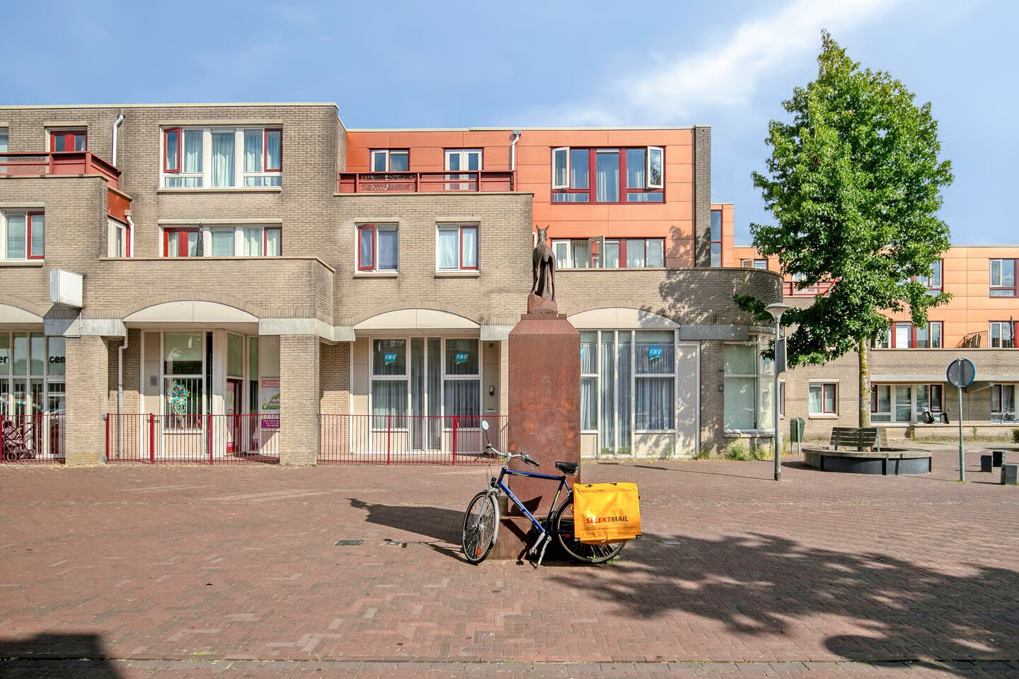 Appartement te koop: Saffraanplein 24, Almere