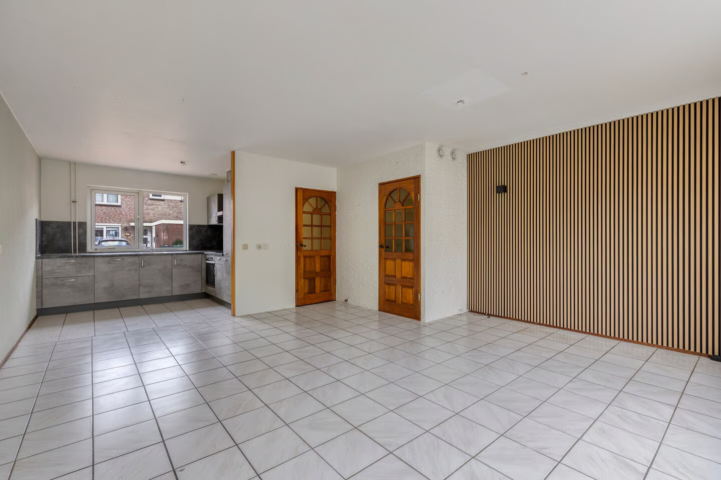 Tussenwoning te koop: Pimpernelstraat 11, Almere