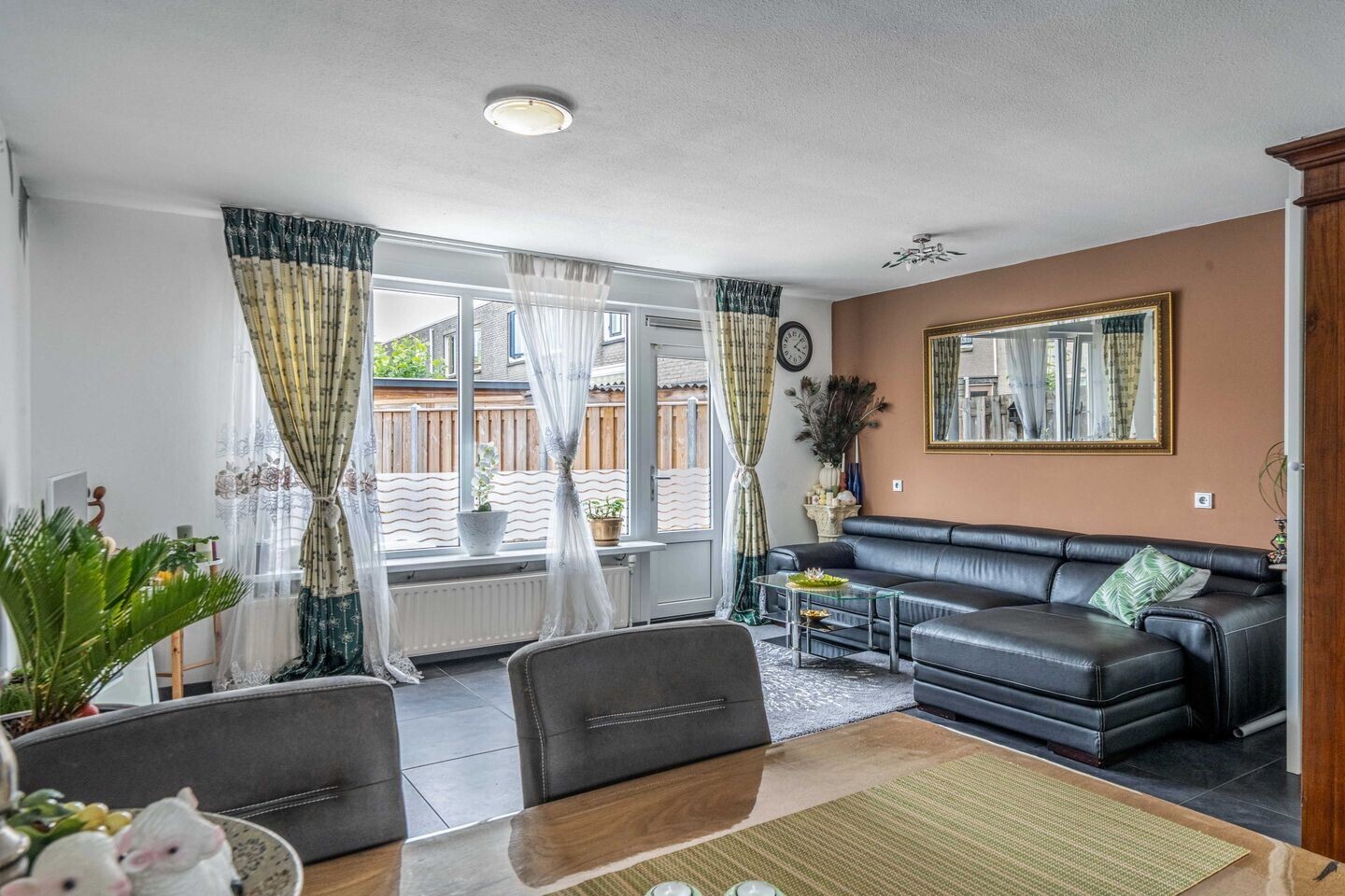 Tussenwoning te koop: Foeliestraat 21, Almere